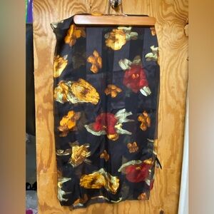 Reunion des musees nationaux floral scarf